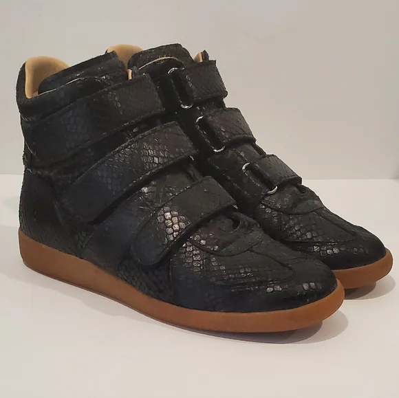 MAISON MARGIELA 
ナンバー ロゴ シルバー スリムブレスレット Maison Margiela Replica Sneaker - Light Blue / White / Camel